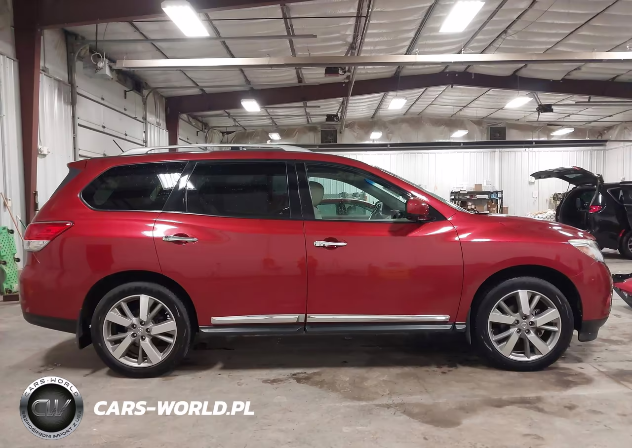 2016 Nissan Pathfinder Platinum VIN:5N1AR2MM5GC653804 - 13