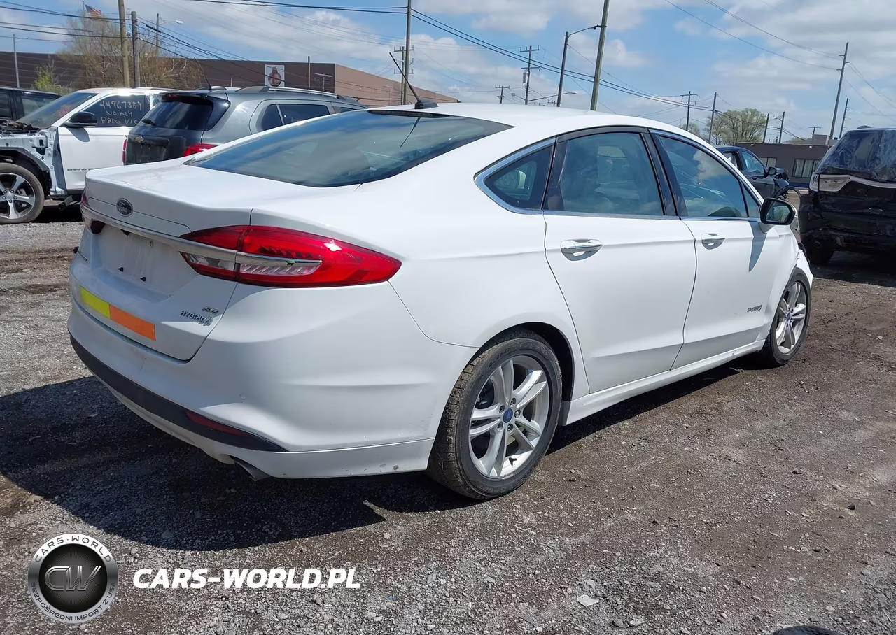 2018 Ford Fusion Se Hybrid VIN:3FA6P0LU6JR172013 - 4