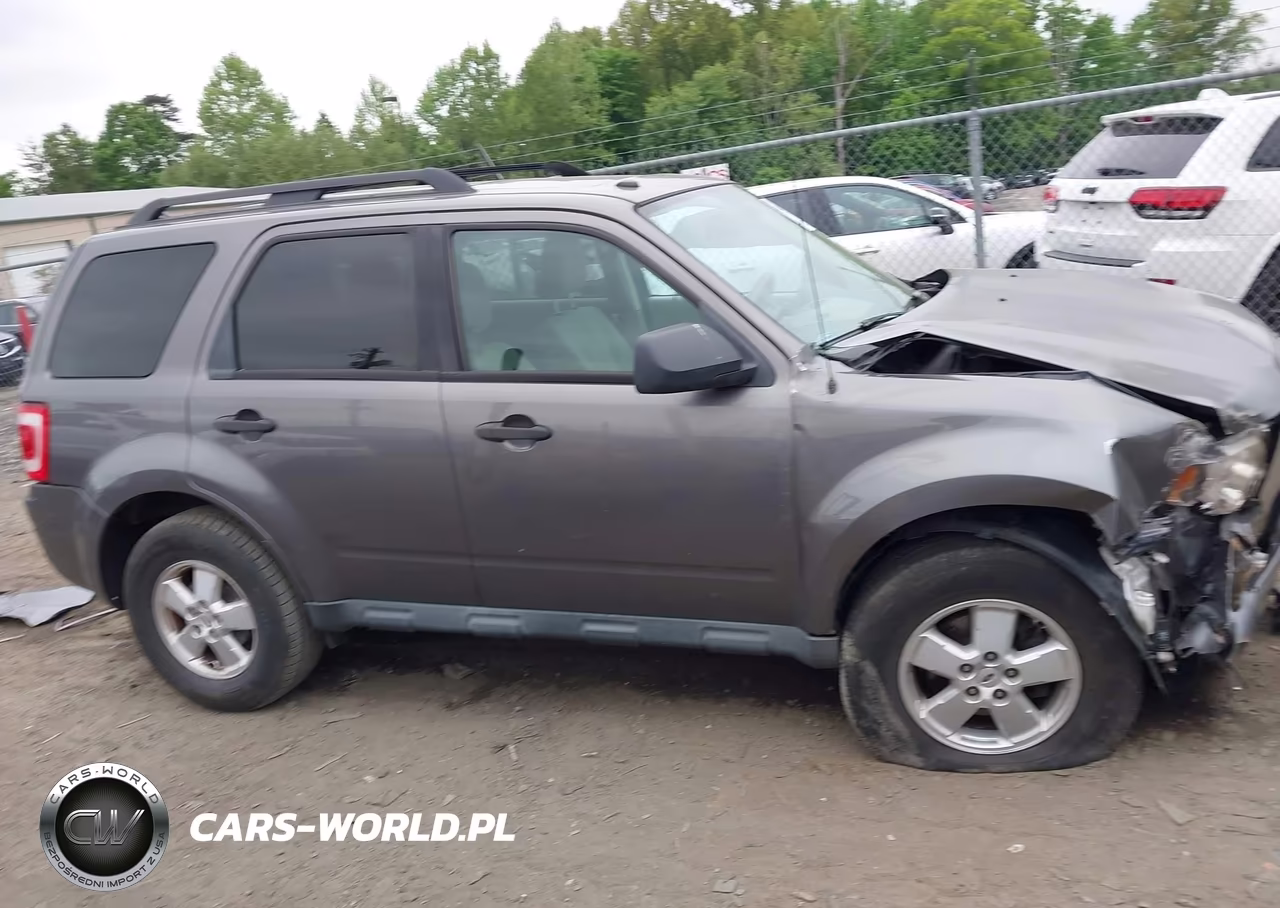 2010 Ford Escape Xlt VIN:1FMCU0D70AKB79358 - 14