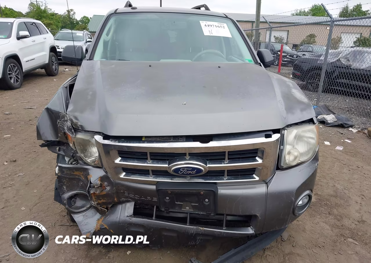 2010 Ford Escape Xlt VIN:1FMCU0D70AKB79358 - 6