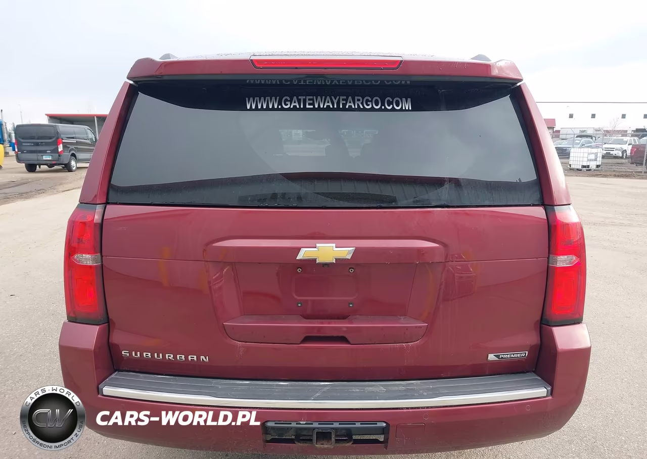 2018 Chevrolet Suburban Premier VIN:1GNSKJKCXJR150945 - 16