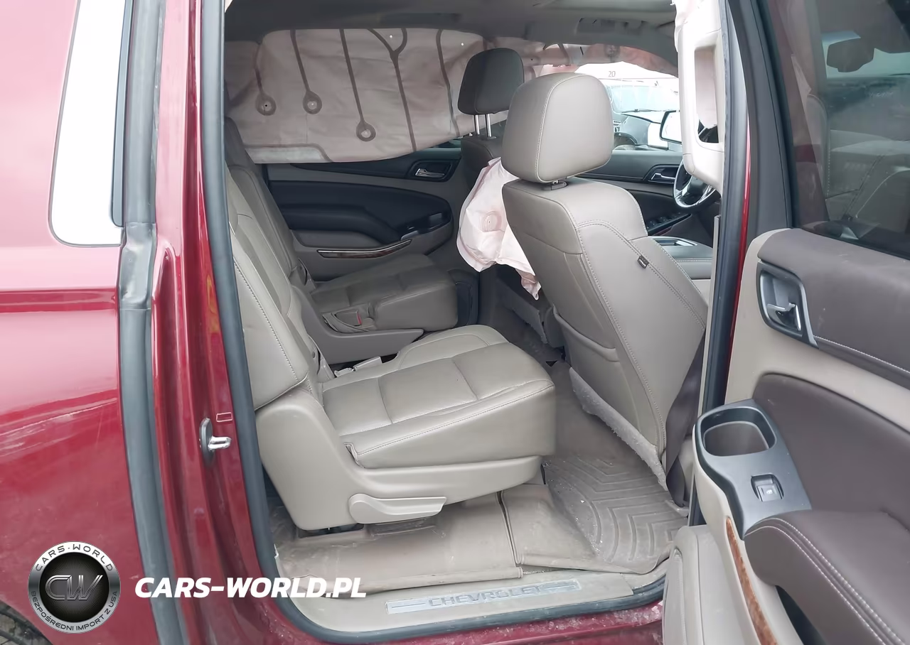 2018 Chevrolet Suburban Premier VIN:1GNSKJKCXJR150945 - 8