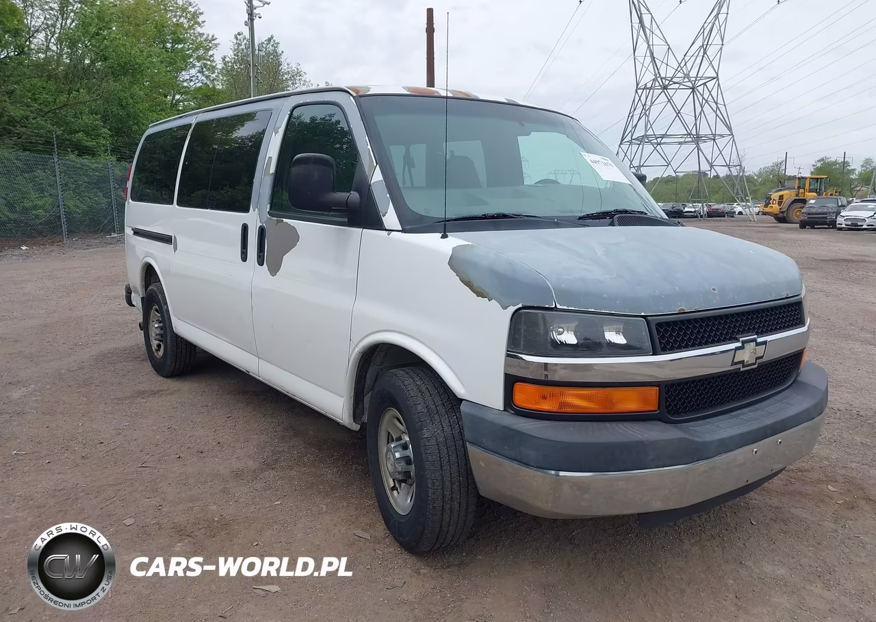 2009 Chevrolet Express 3500 Ls
