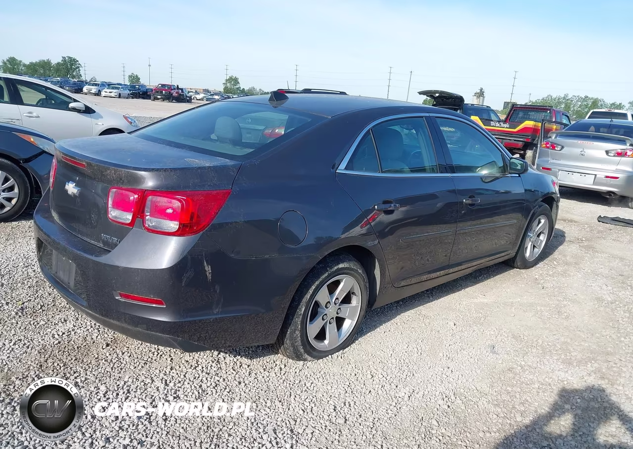 2013 Chevrolet Malibu 1Ls VIN:1G11B5SA3DF210086 - 4