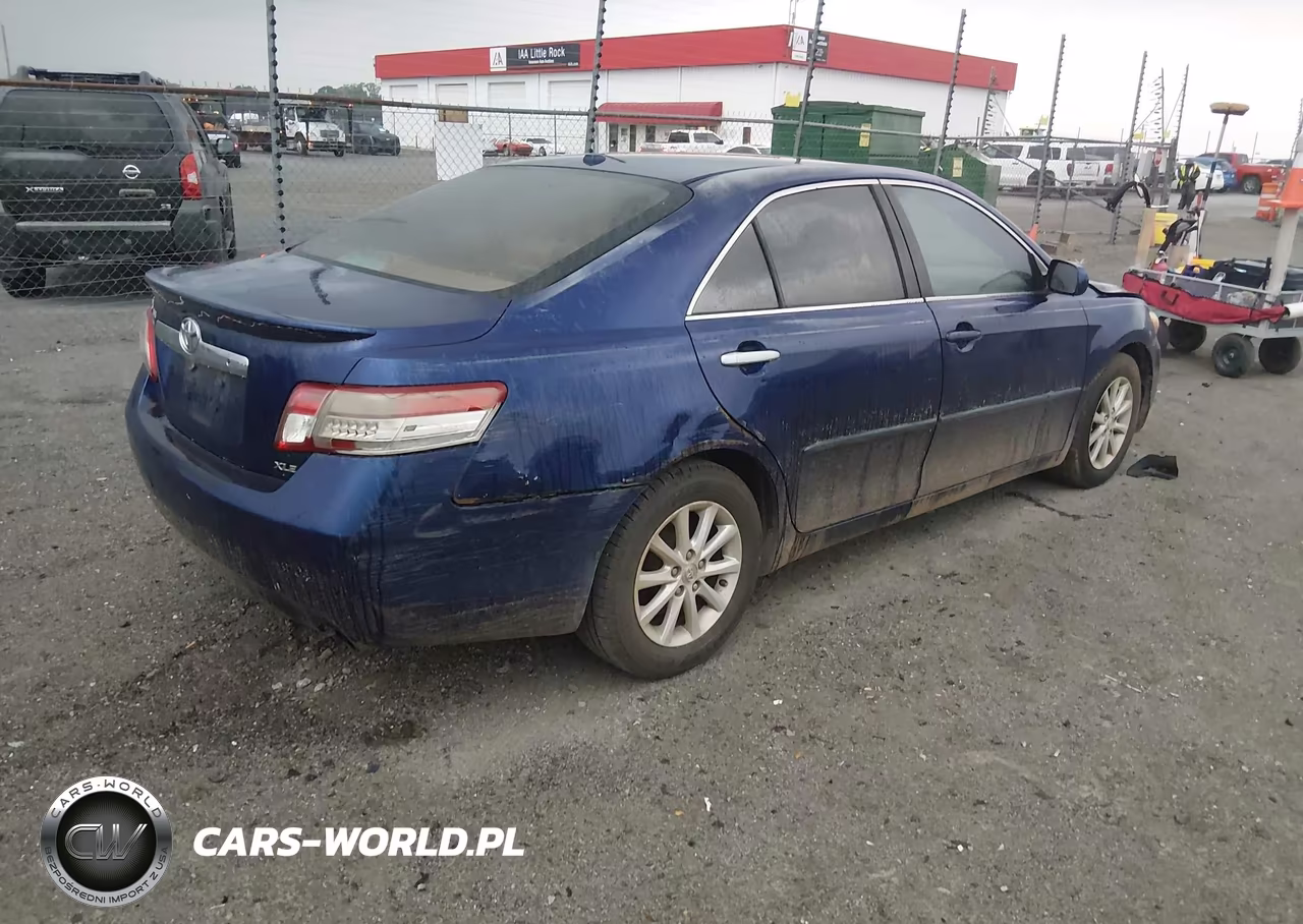 2011 Toyota Camry Xle VIN:4T1BF3EK9BU597725 - 4