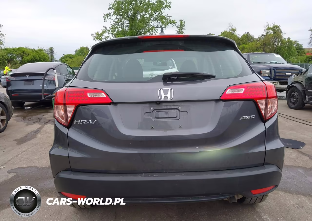 2018 Honda Hr-V Lx VIN:3CZRU6H33JG702981 - 16