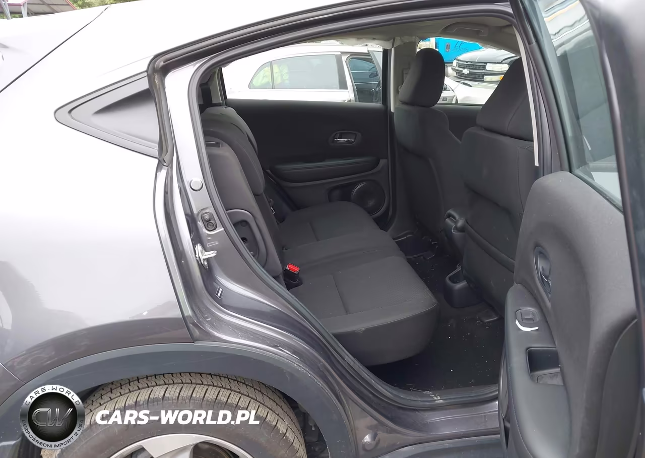 2018 Honda Hr-V Lx VIN:3CZRU6H33JG702981 - 8