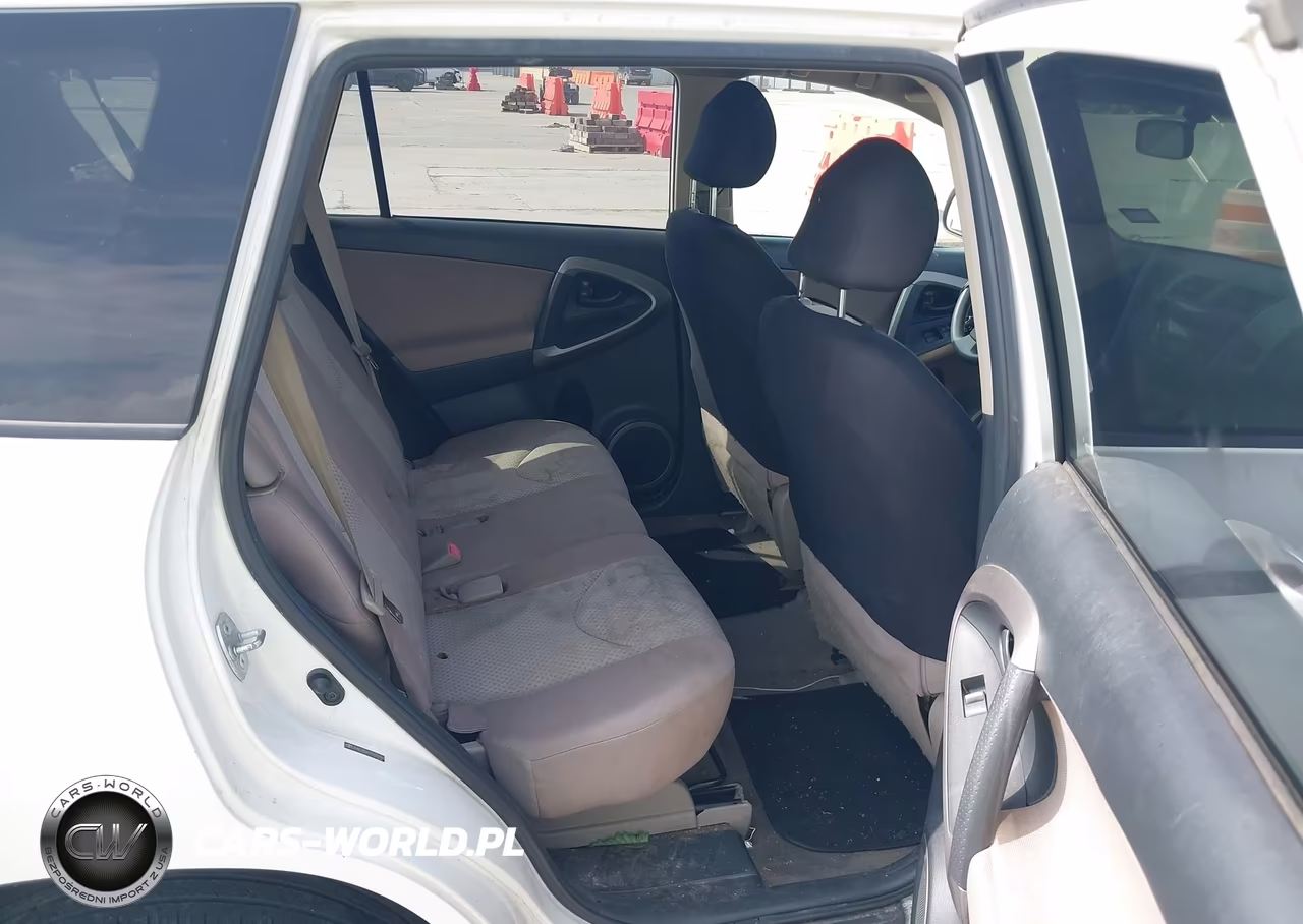 2007 Toyota Rav4 VIN:JTMZD35V975070384 - 8