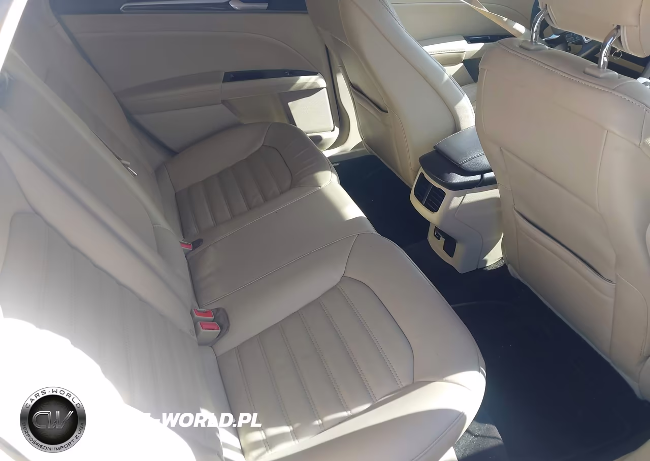 2013 Ford Fusion Hybrid Se VIN:3FA6P0LU8DR173796 - 8
