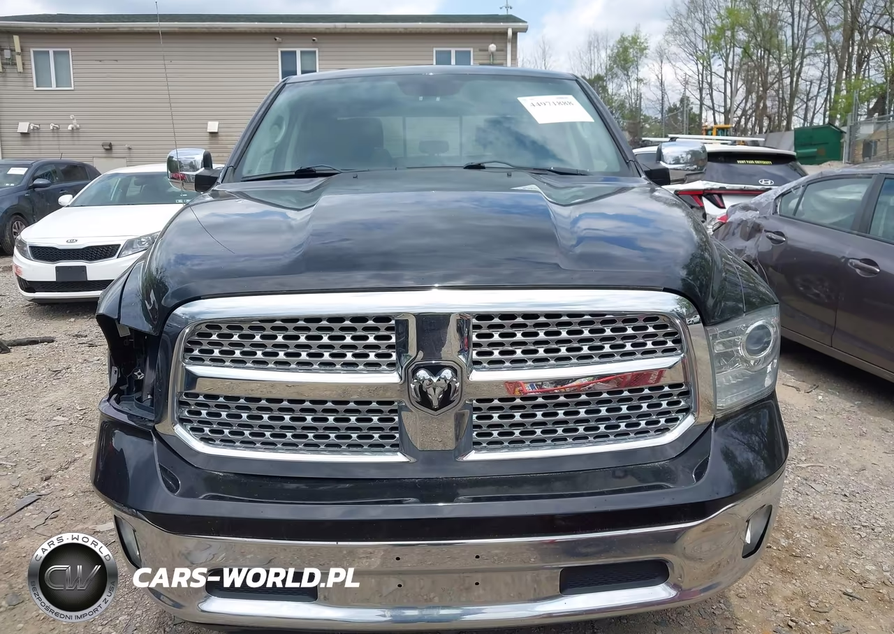 2015 Ram 1500 Laramie VIN:1C6RR7NM1FS507589 - 13