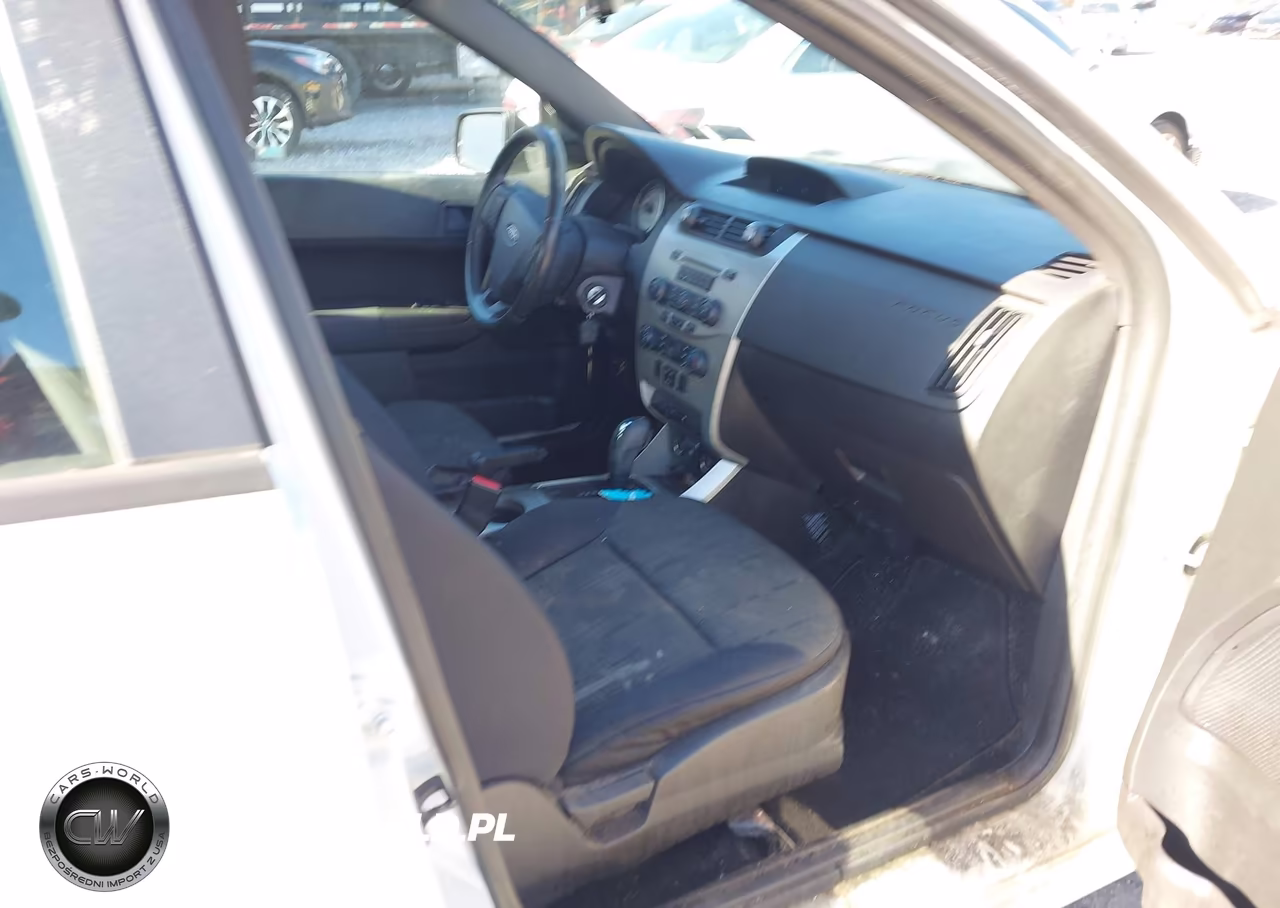 2011 Ford Focus Se VIN:1FAHP3FN5BW192721 - 5