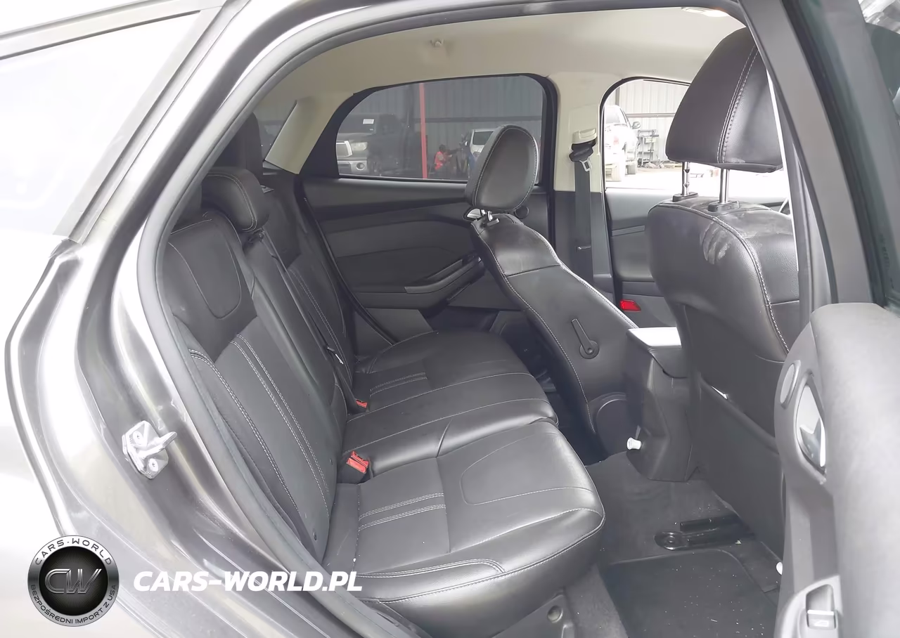 2014 Ford Focus Titanium VIN:1FADP3N27EL384007 - 8
