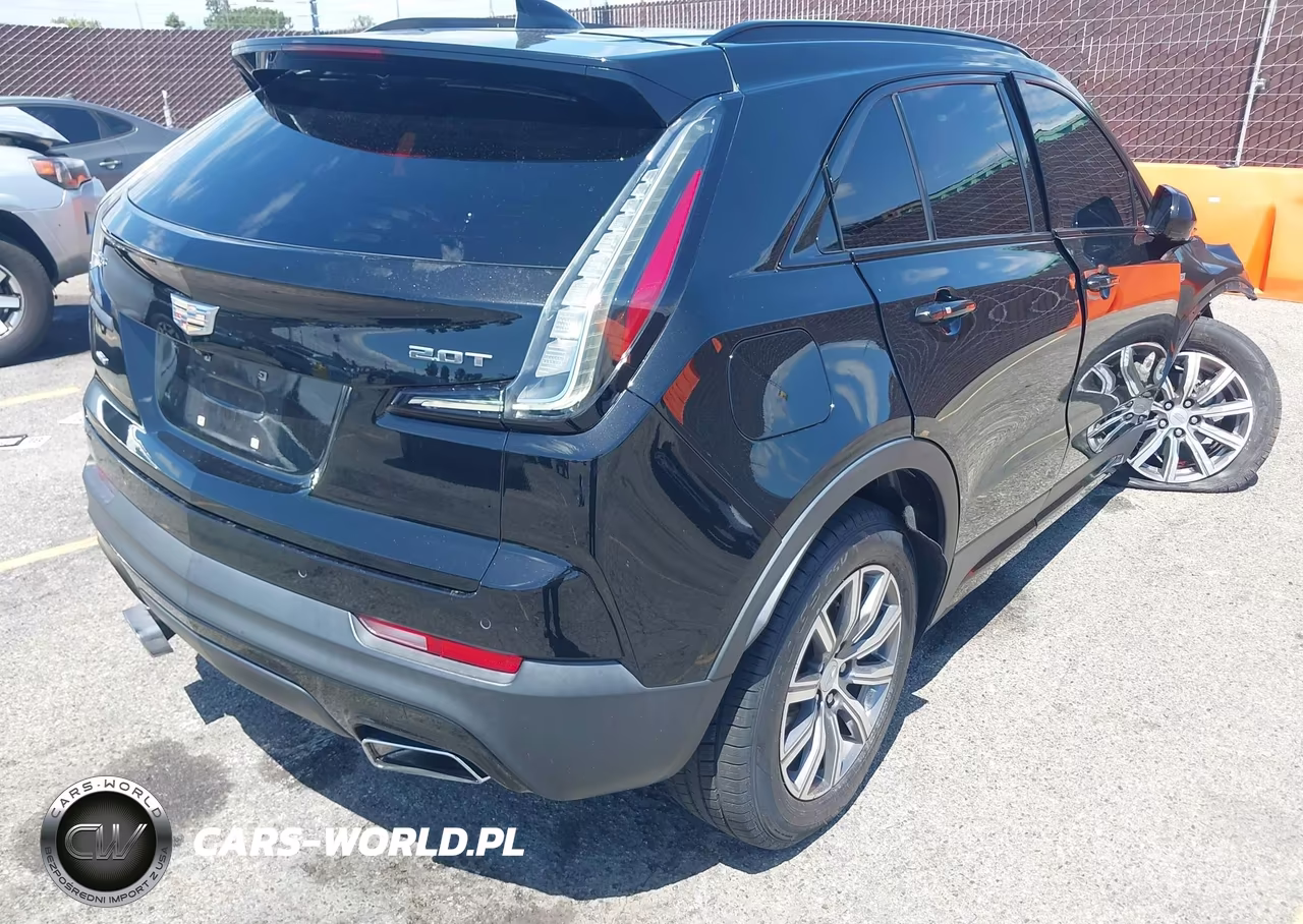 2019 Cadillac Xt4 Sport VIN:1GYFZFR46KF155395 - 4