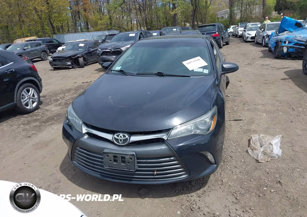 2016 Toyota Camry Le VIN:4T1BF1FK0GU999627 - 12