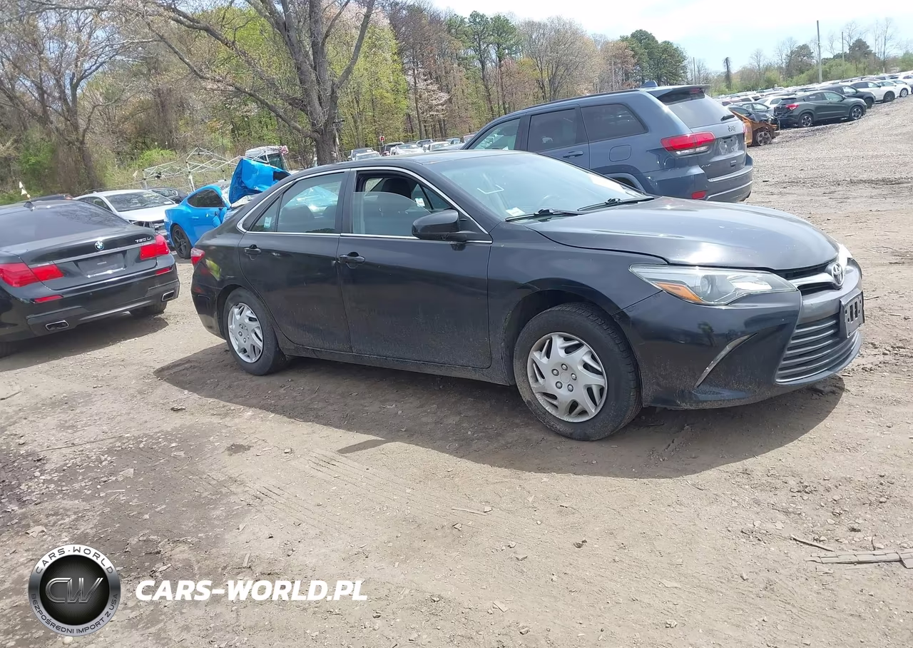 2016 Toyota Camry Le VIN:4T1BF1FK0GU999627 - 13