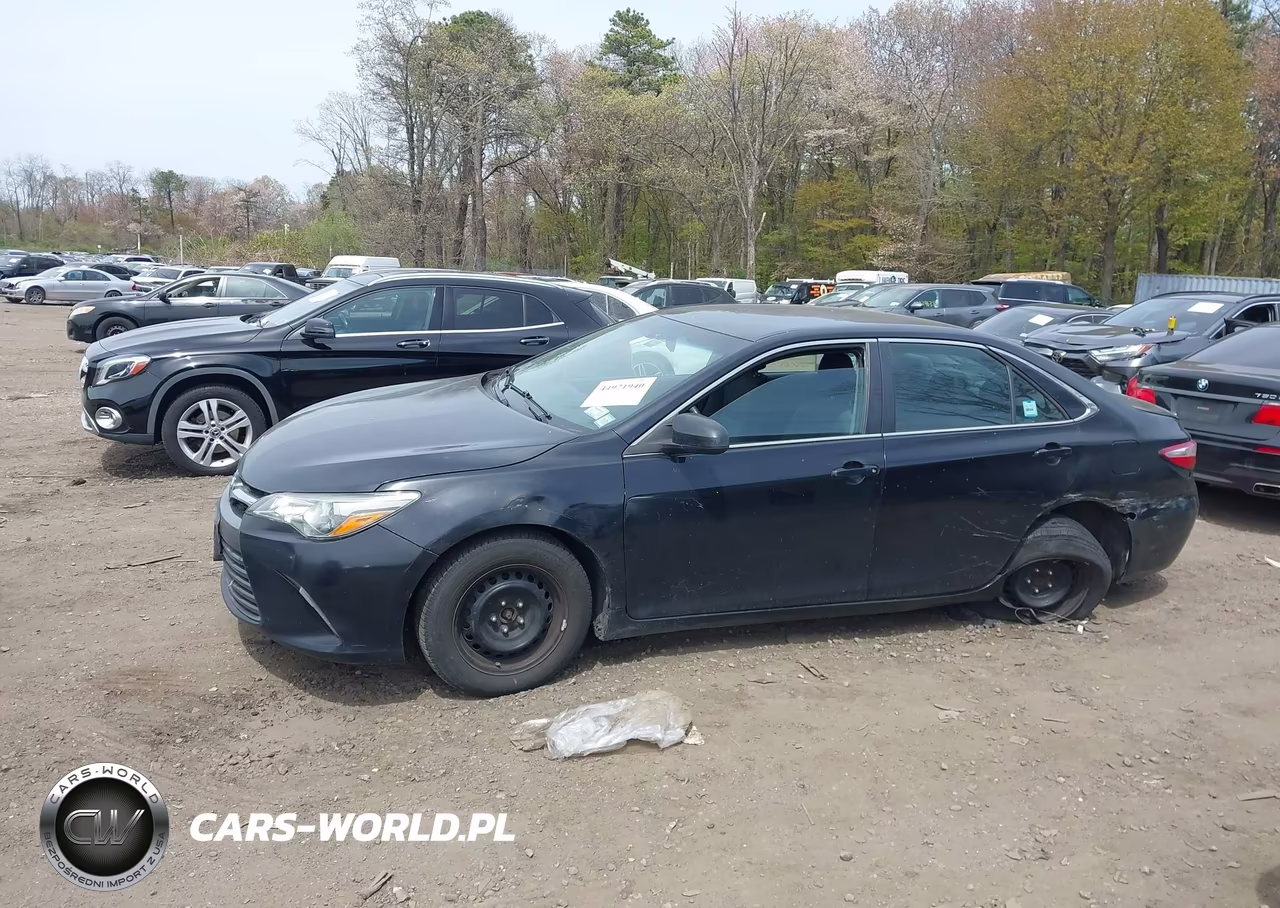 2016 Toyota Camry Le VIN:4T1BF1FK0GU999627 - 14
