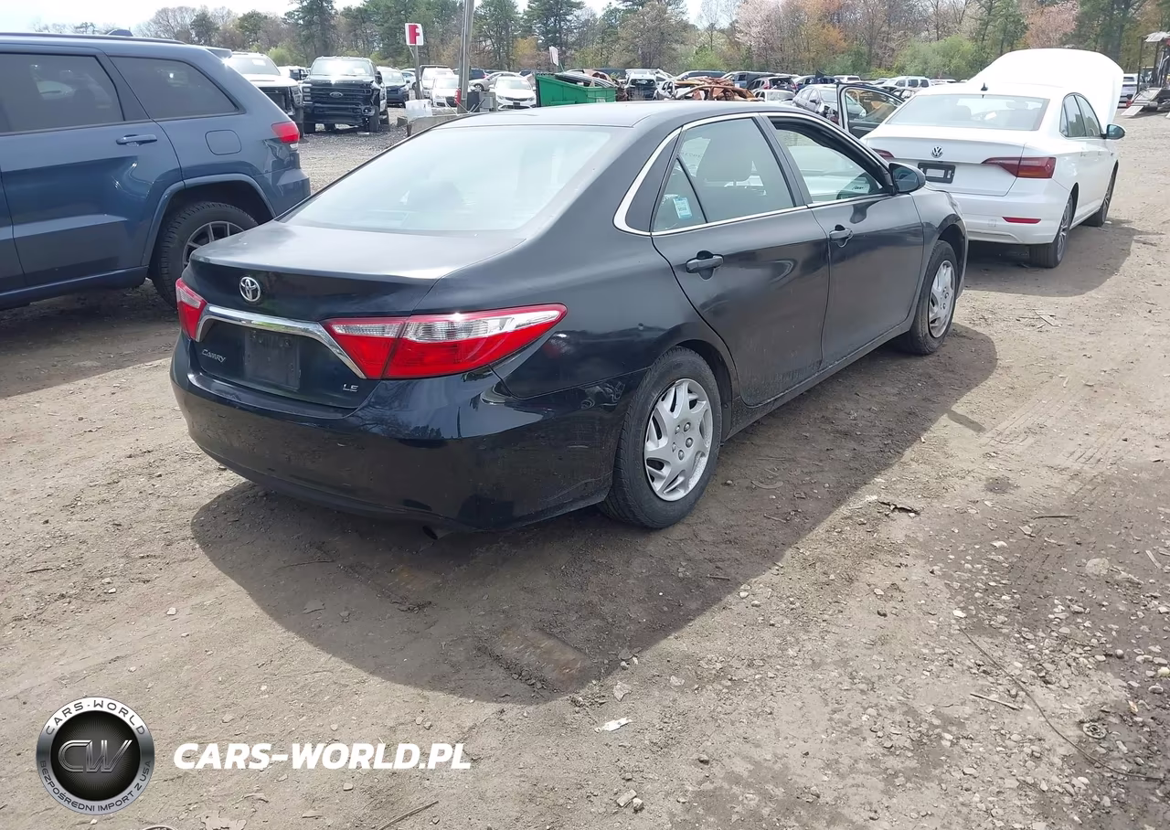 2016 Toyota Camry Le VIN:4T1BF1FK0GU999627 - 4
