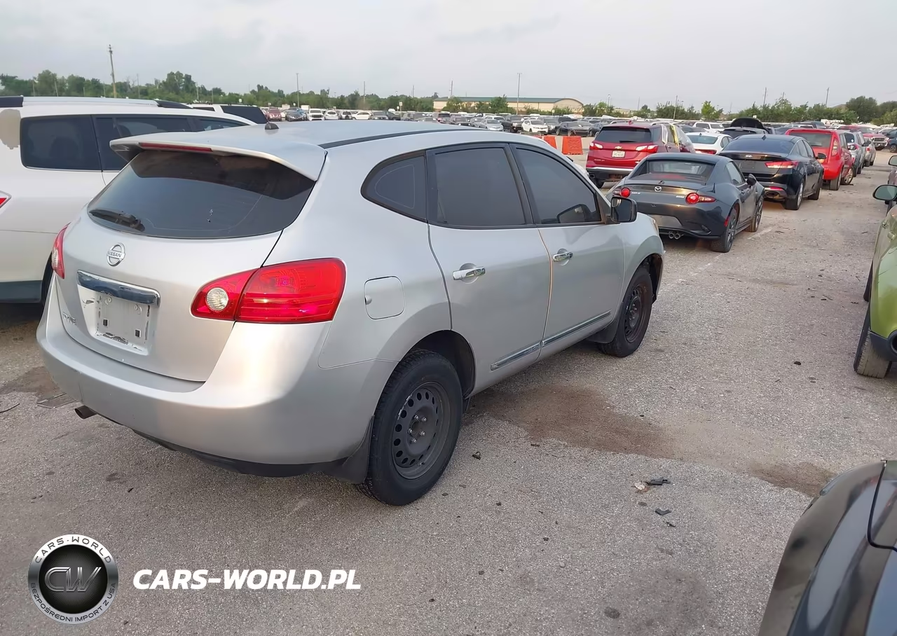 2012 Nissan Rogue S VIN:JN8AS5MT2CW613971 - 4