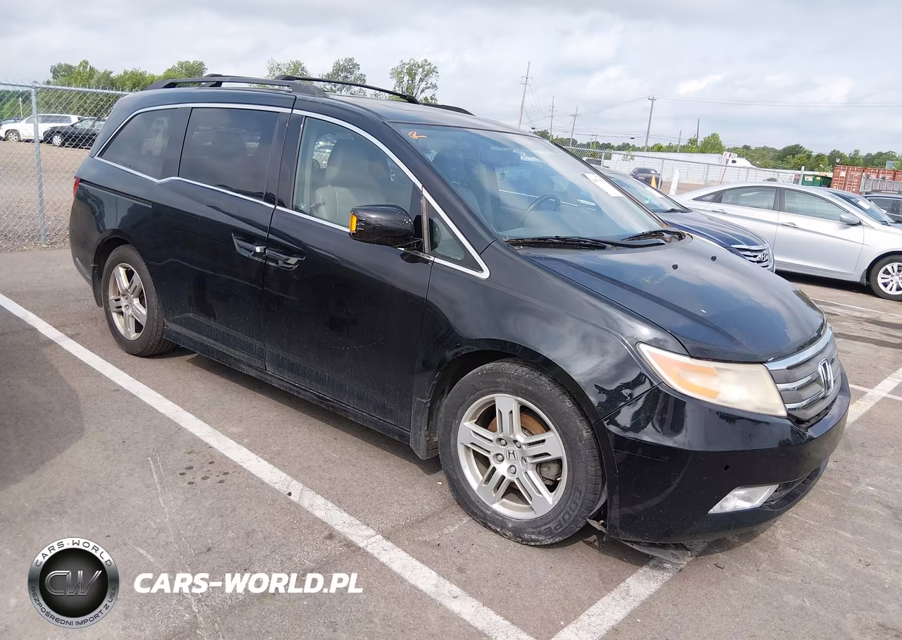 2011 Honda Odyssey Touring-Touring Elite