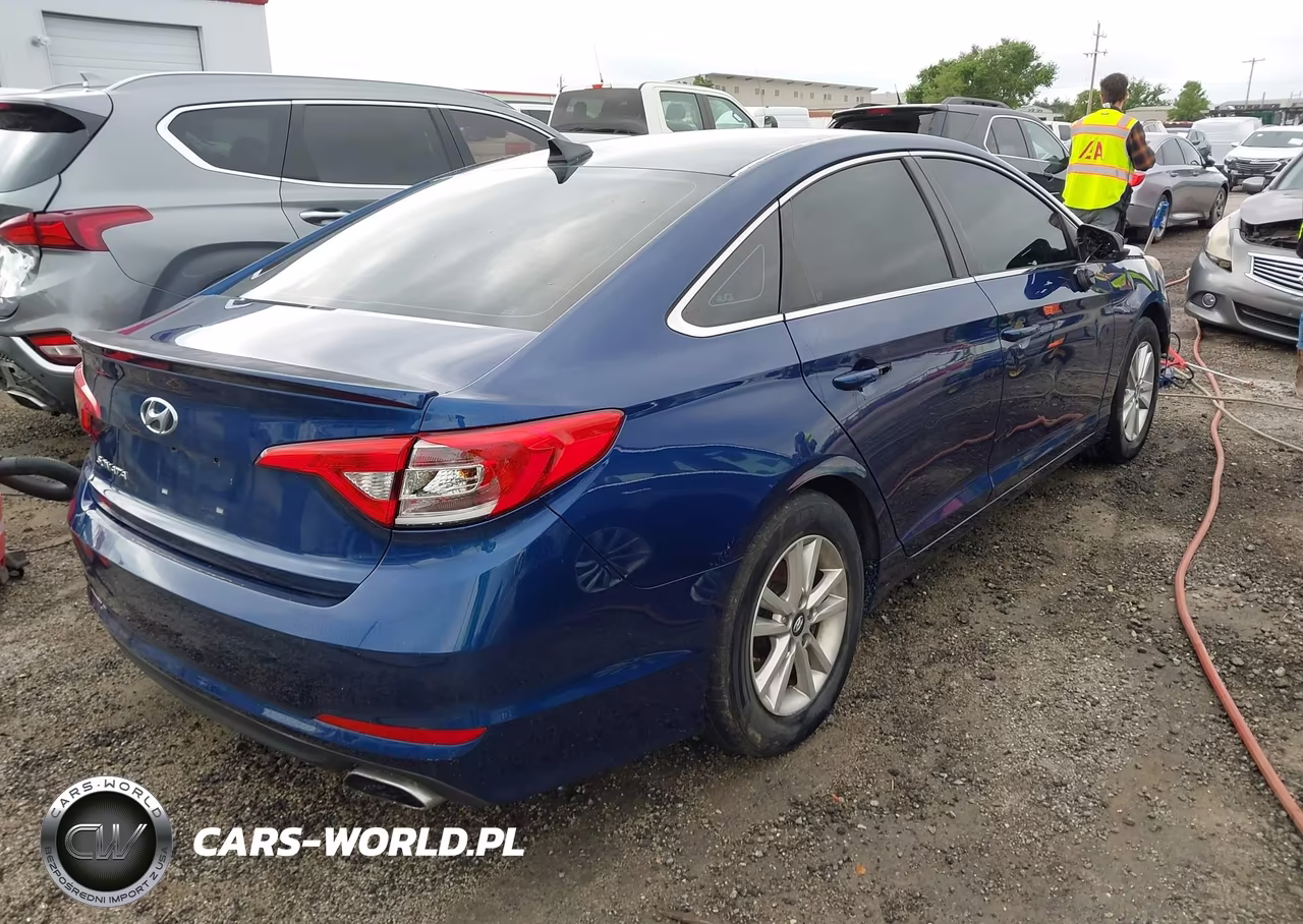 2015 Hyundai Sonata Se VIN:5NPE24AF6FH232351 - 4