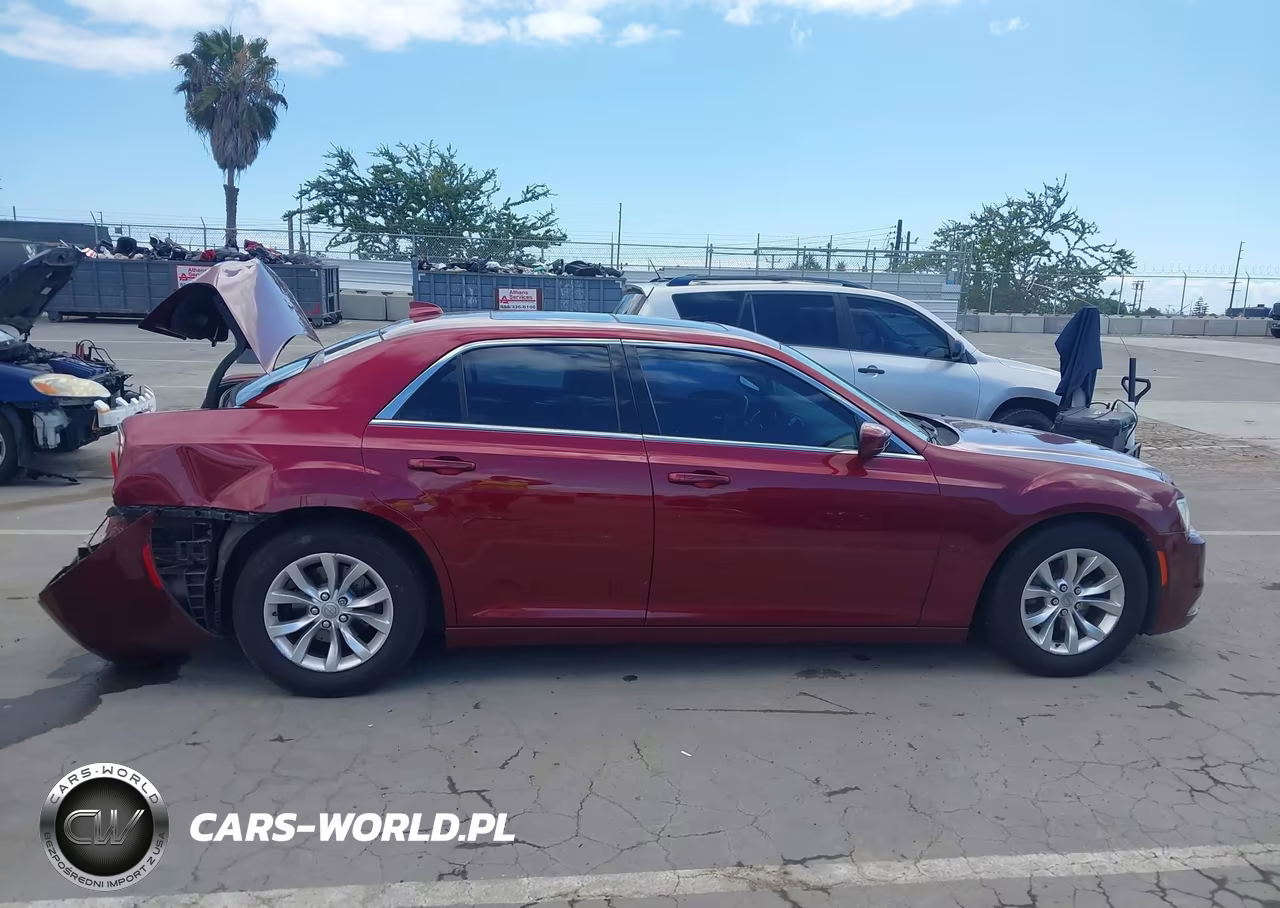 2016 Chrysler 300 Limited VIN:2C3CCAAG3GH243317 - 13