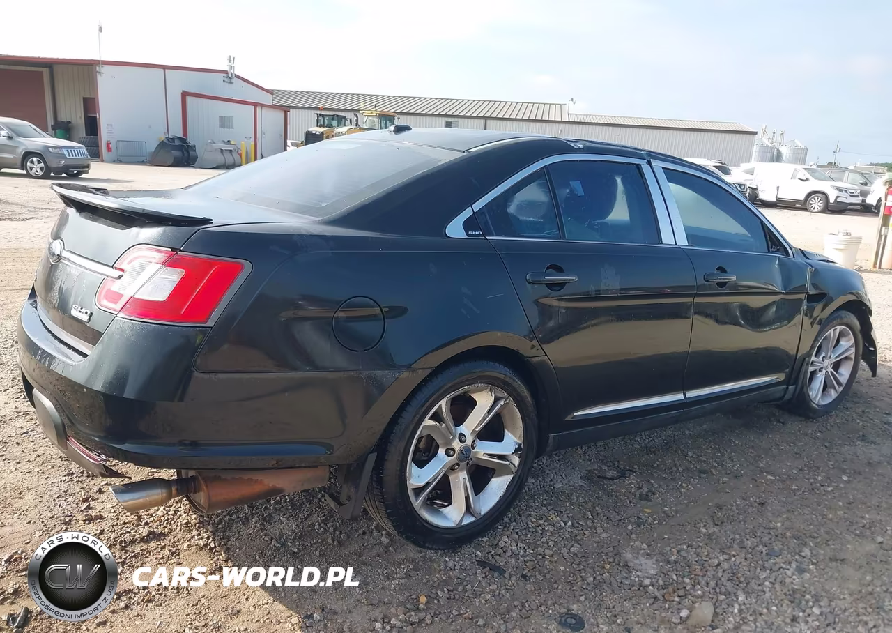 2010 Ford Taurus Sho VIN:1FAHP2KT1AG159870 - 4