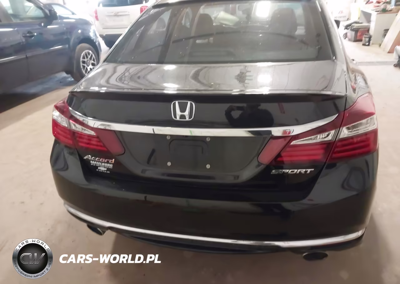 2017 Honda Accord Sport VIN:1HGCR2F51HA259461 - 16