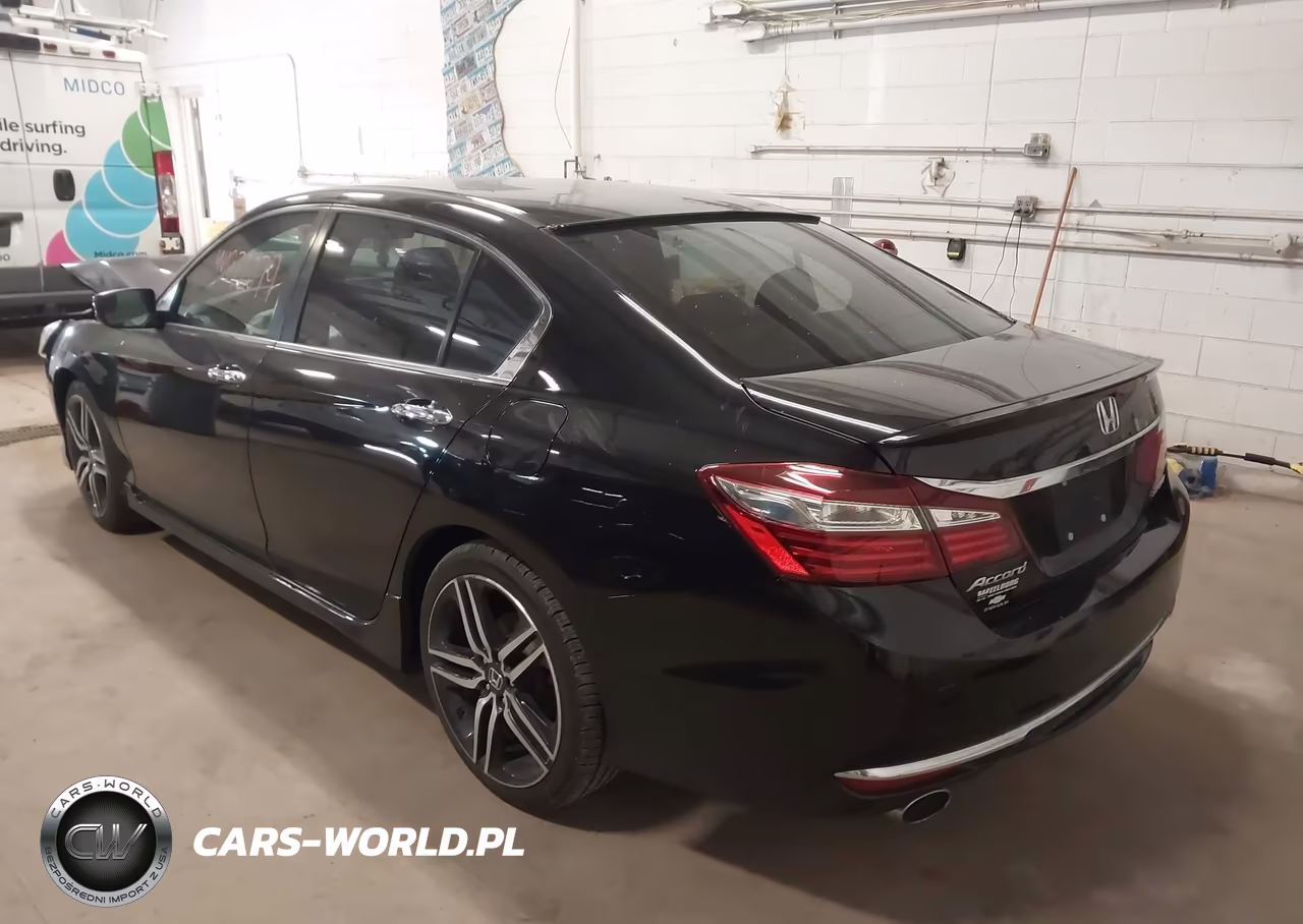 2017 Honda Accord Sport VIN:1HGCR2F51HA259461 - 3