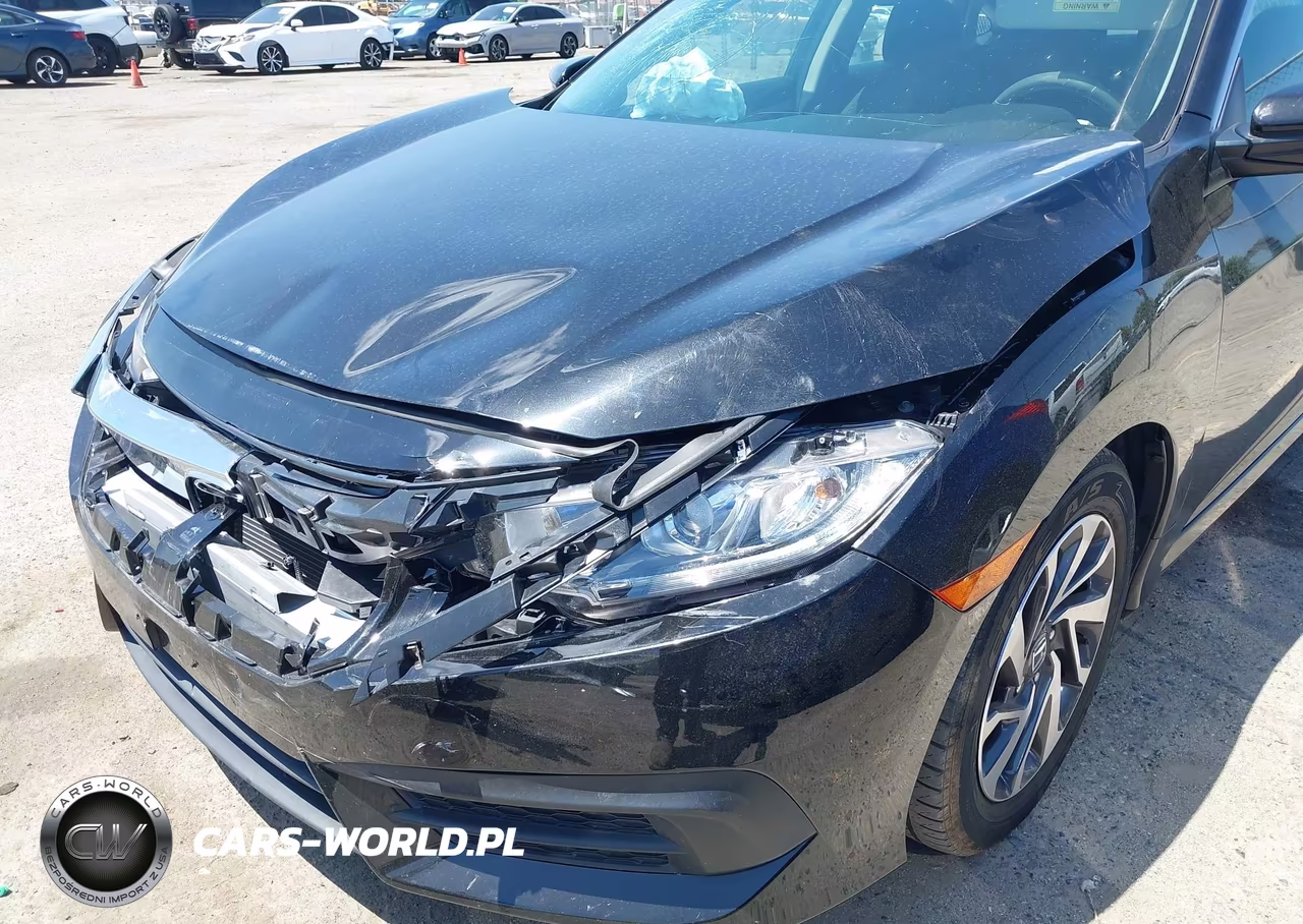 2018 Honda Civic Ex VIN:2HGFC2F70JH562707 - 17