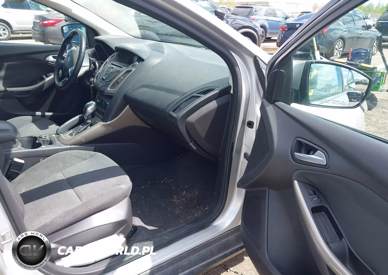 2012 Ford Focus Sel VIN:1FAHP3M2XCL168619 - 5