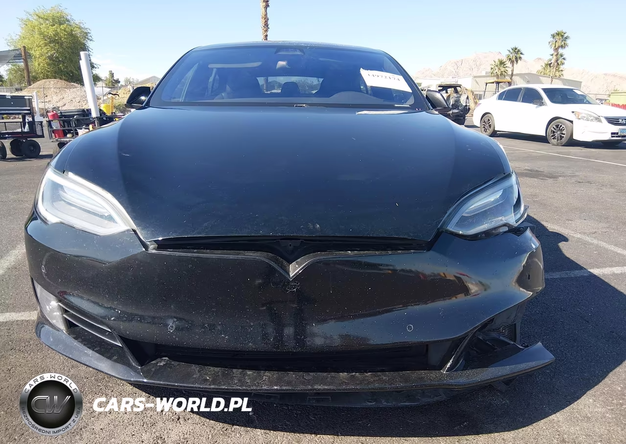 2017 Tesla Model S 60-75 VIN:5YJSA1E11HF208883 - 11