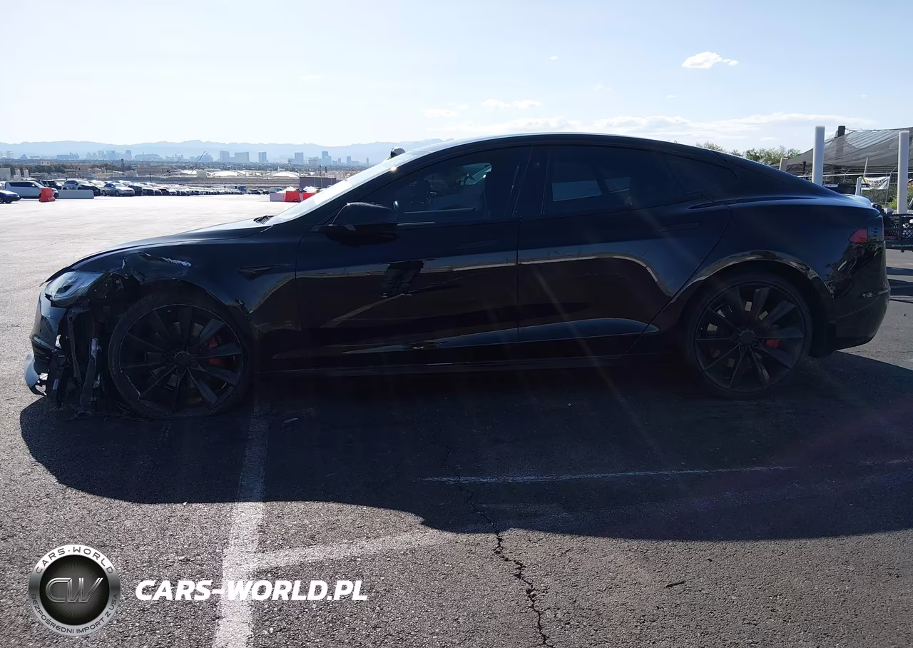 2017 Tesla Model S 60-75 VIN:5YJSA1E11HF208883 - 13