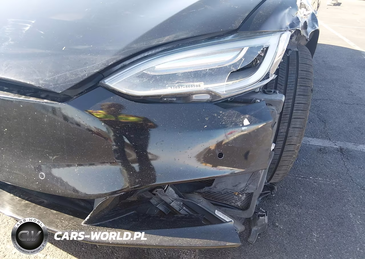 2017 Tesla Model S 60-75 VIN:5YJSA1E11HF208883 - 6
