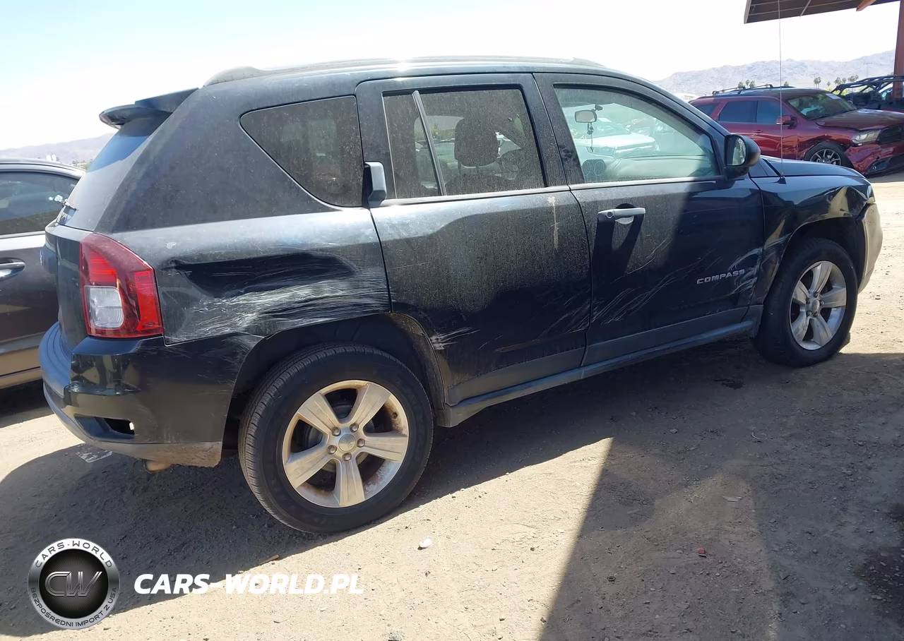 2014 Jeep Compass Sport VIN:1C4NJCBBXED648898 - 4