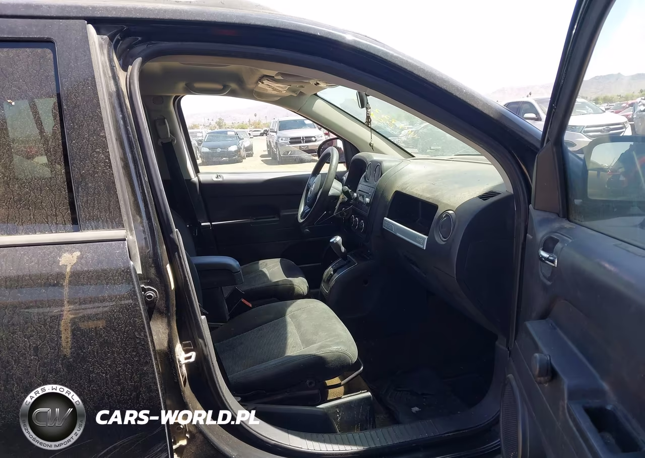 2014 Jeep Compass Sport VIN:1C4NJCBBXED648898 - 5