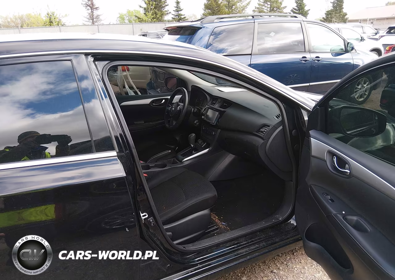 2019 Nissan Sentra S VIN:3N1AB7AP2KY262634 - 5