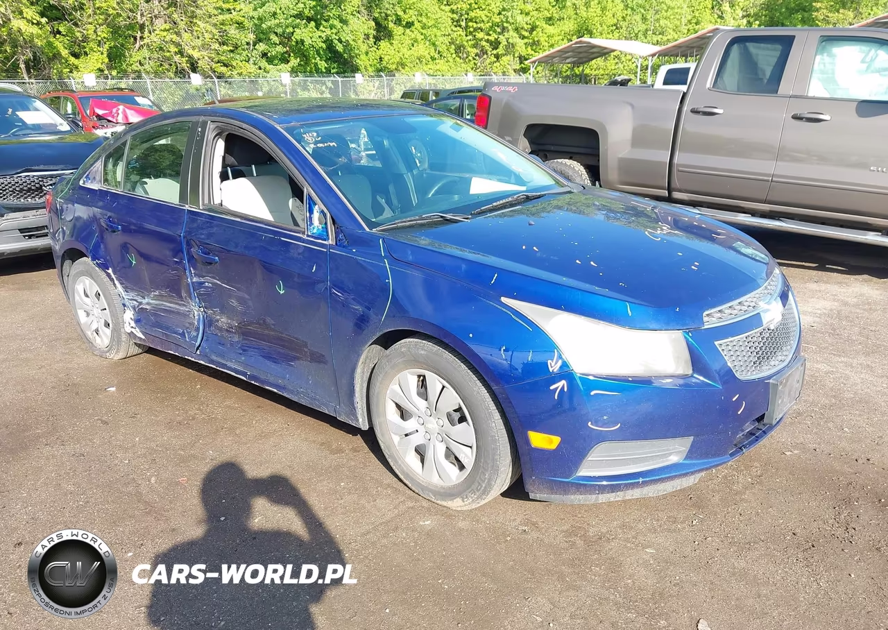 2013 Chevrolet Cruze Ls Auto