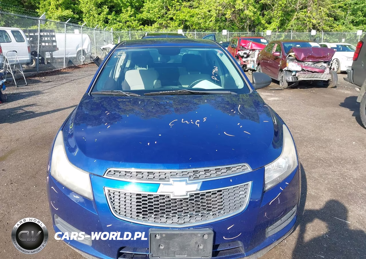 2013 Chevrolet Cruze Ls Auto VIN:1G1PA5SG5D7305034 - 13