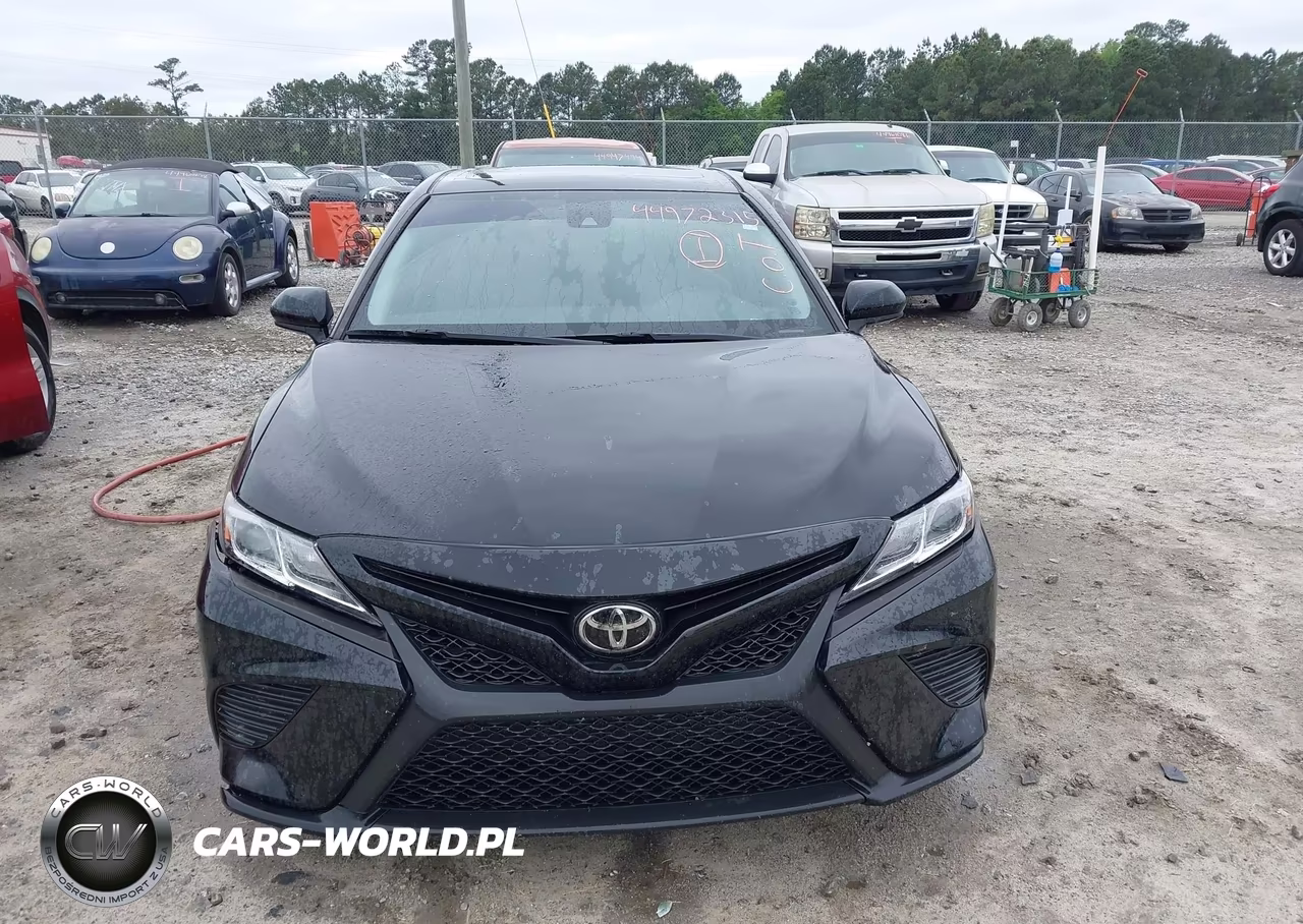 2020 Toyota Camry Se VIN:4T1G11AK1LU972555 - 12