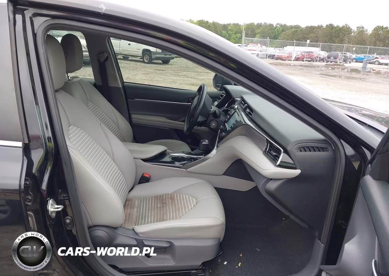 2020 Toyota Camry Se VIN:4T1G11AK1LU972555 - 5