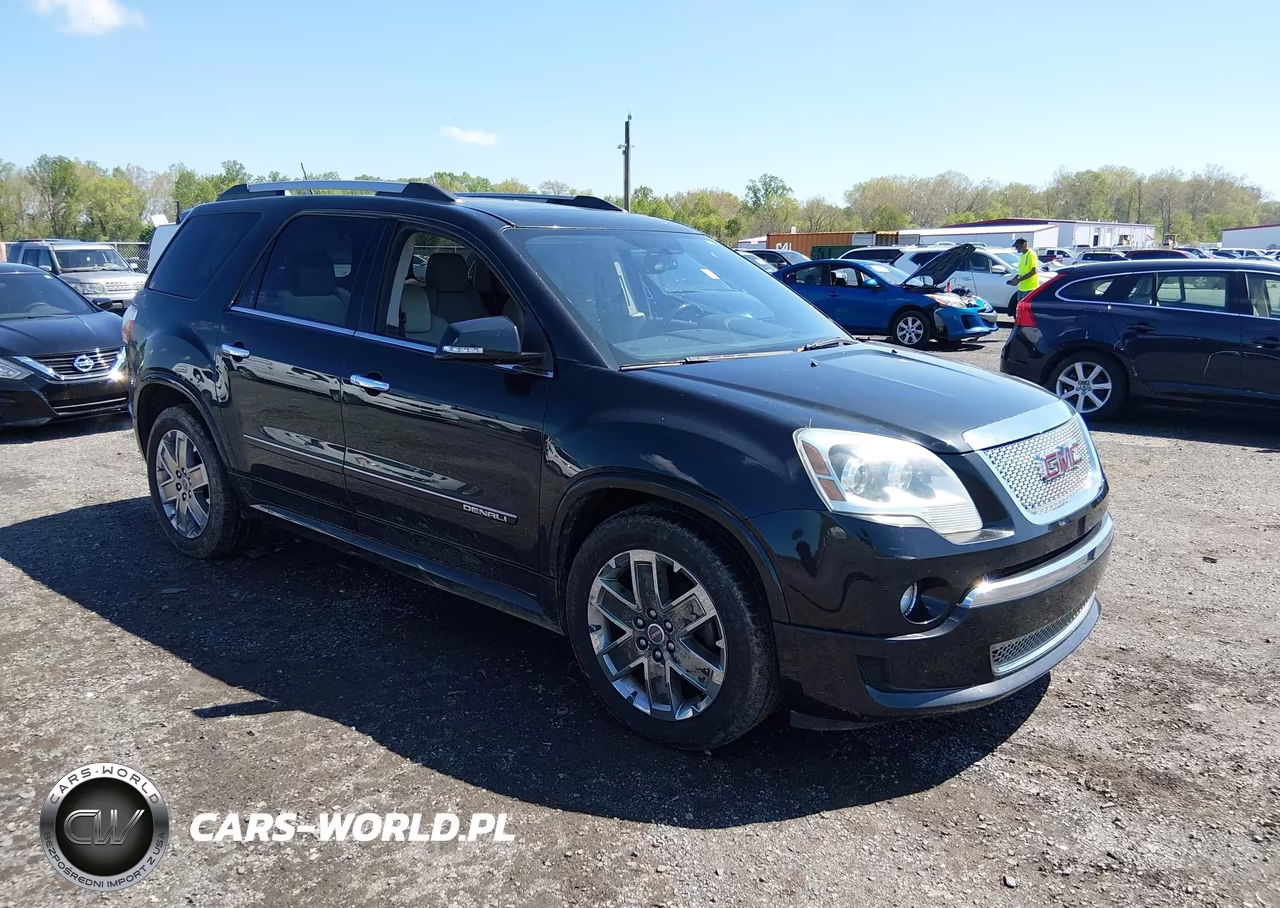 2011 GMC Acadia Denali