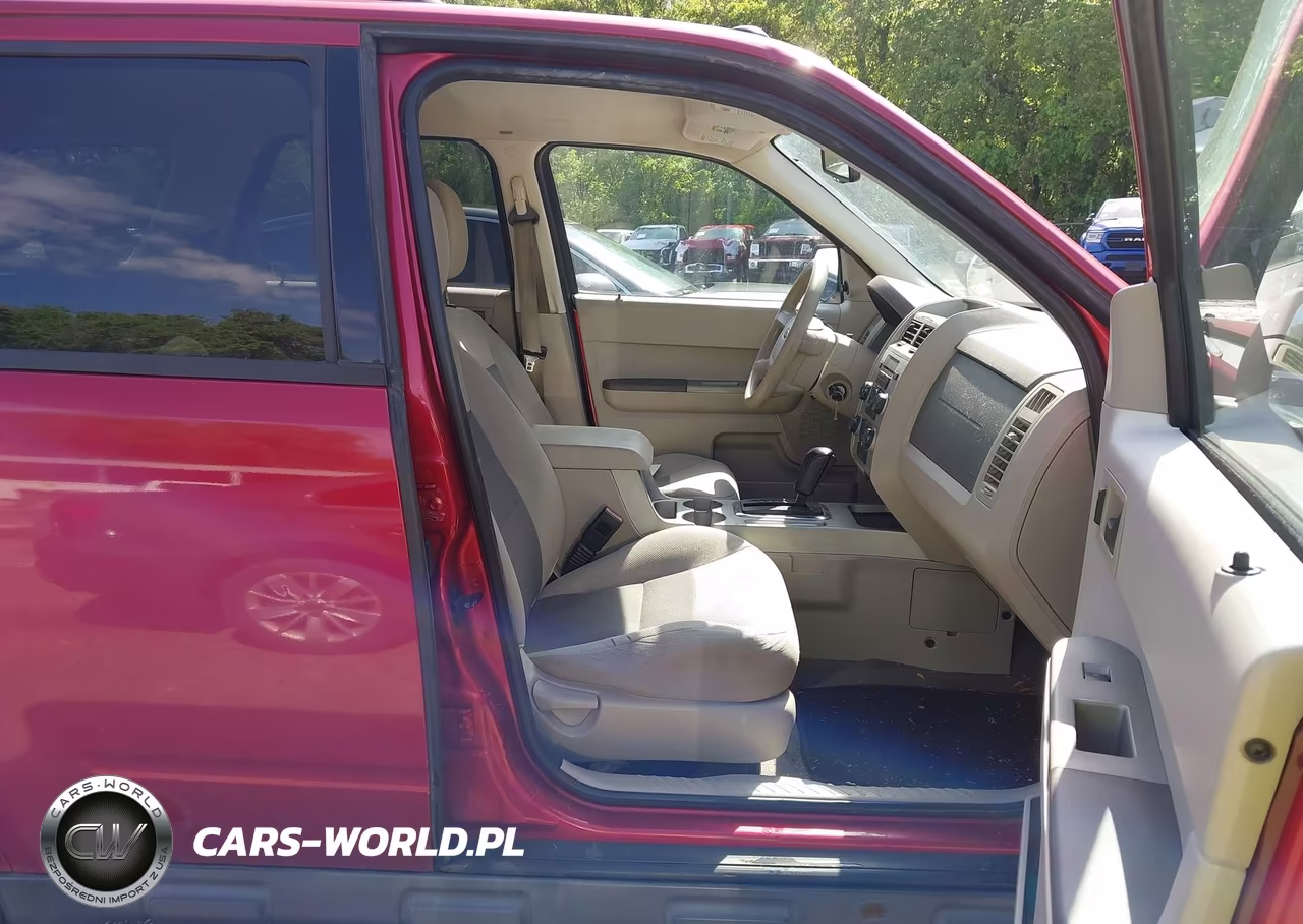 2008 Ford Escape Xlt VIN:1FMCU03158KB78083 - 5