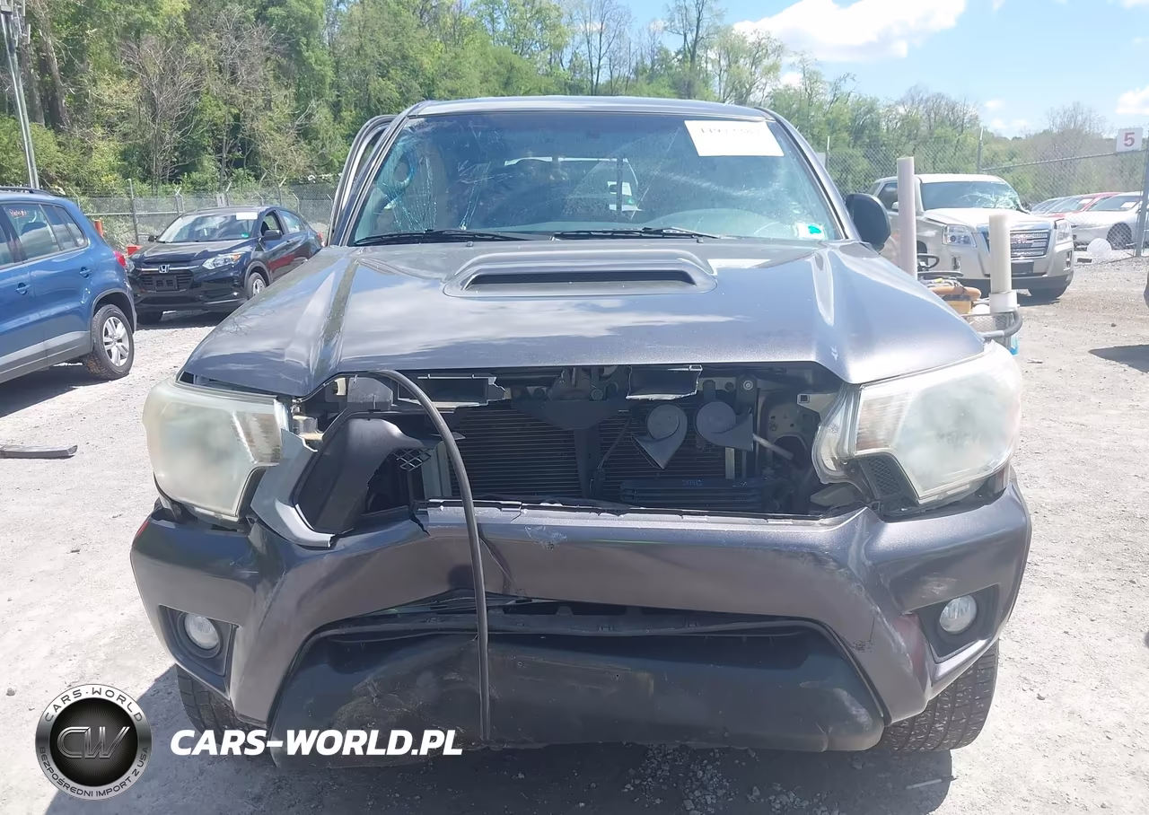 2014 Toyota Tacoma Base V6 VIN:5TFMU4FN3EX025733 - 12