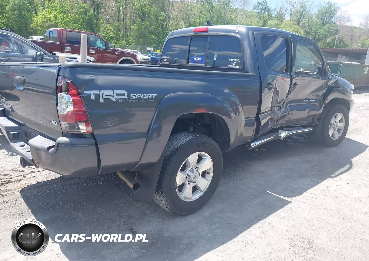 2014 Toyota Tacoma Base V6 VIN:5TFMU4FN3EX025733 - 4