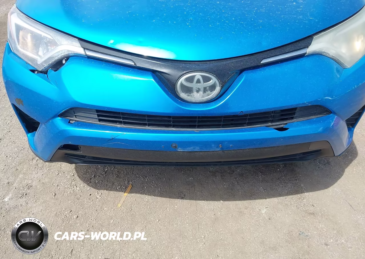 2017 Toyota Rav4 Le VIN:JTMBFREV0HJ704754 - 6