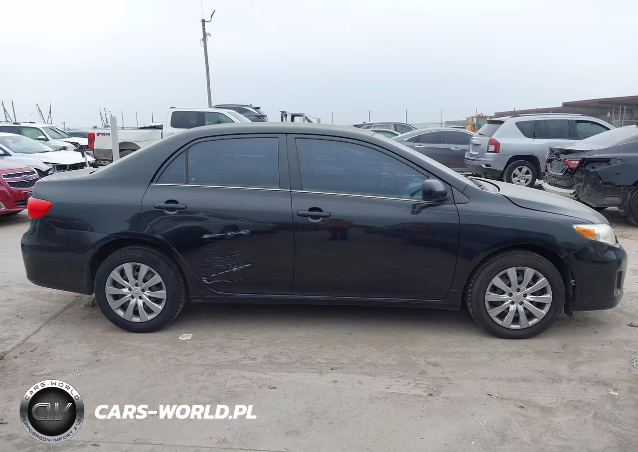 2013 Toyota Corolla Le VIN:5YFBU4EE2DP118006 - 13