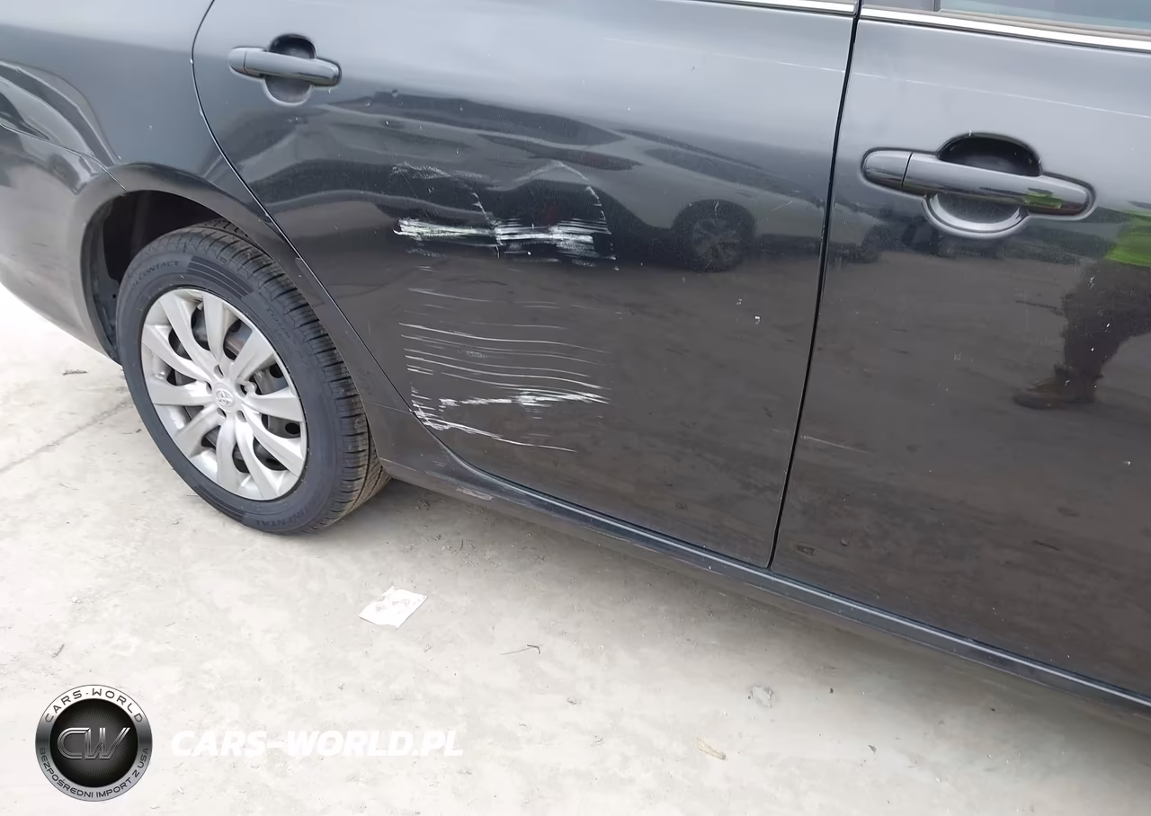2013 Toyota Corolla Le VIN:5YFBU4EE2DP118006 - 17