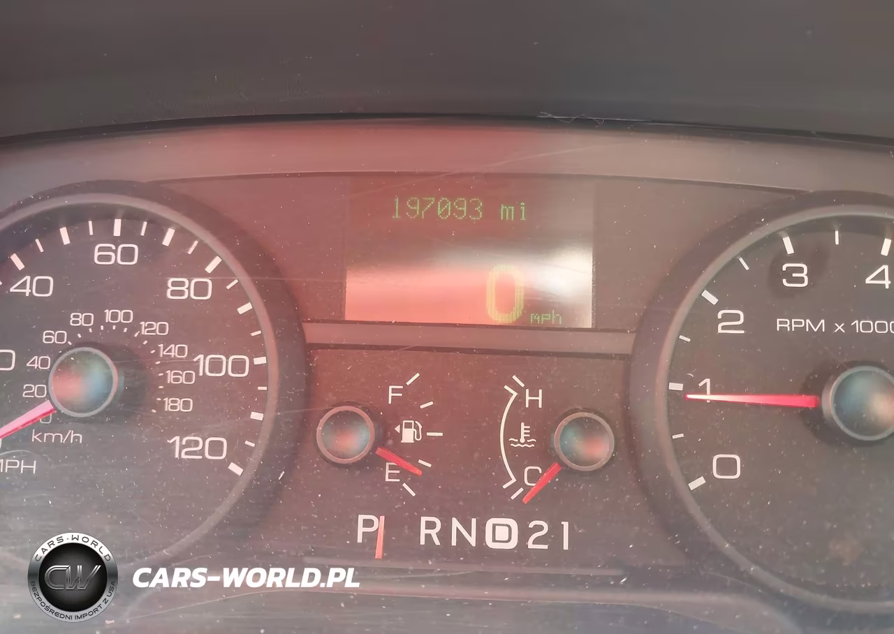 2011 Ford Crown Victoria Lx VIN:2FABP7EV2BX163129 - 7