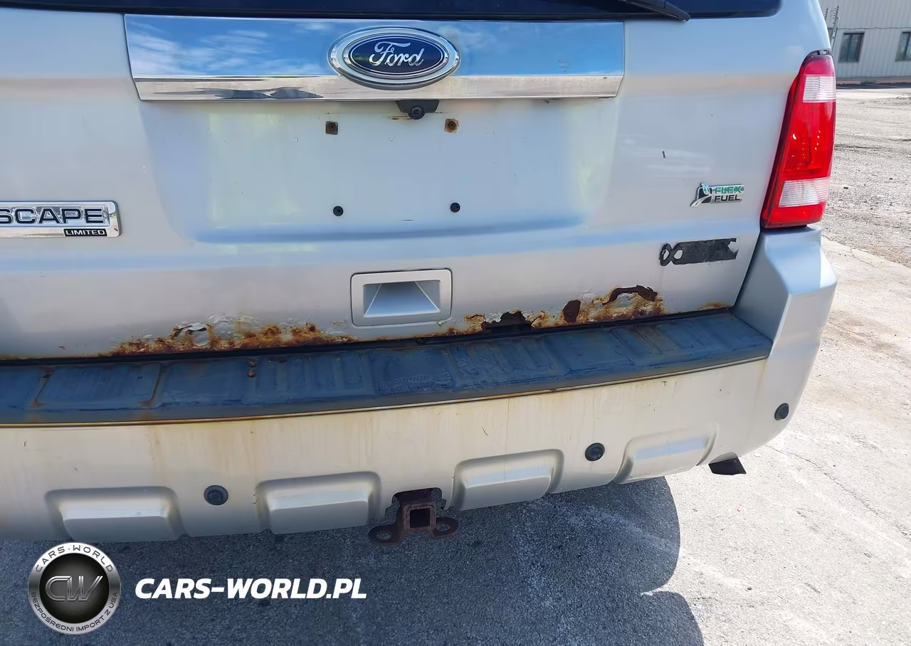2010 Ford Escape Limited VIN:1FMCU9EG8AKC45531 - 6