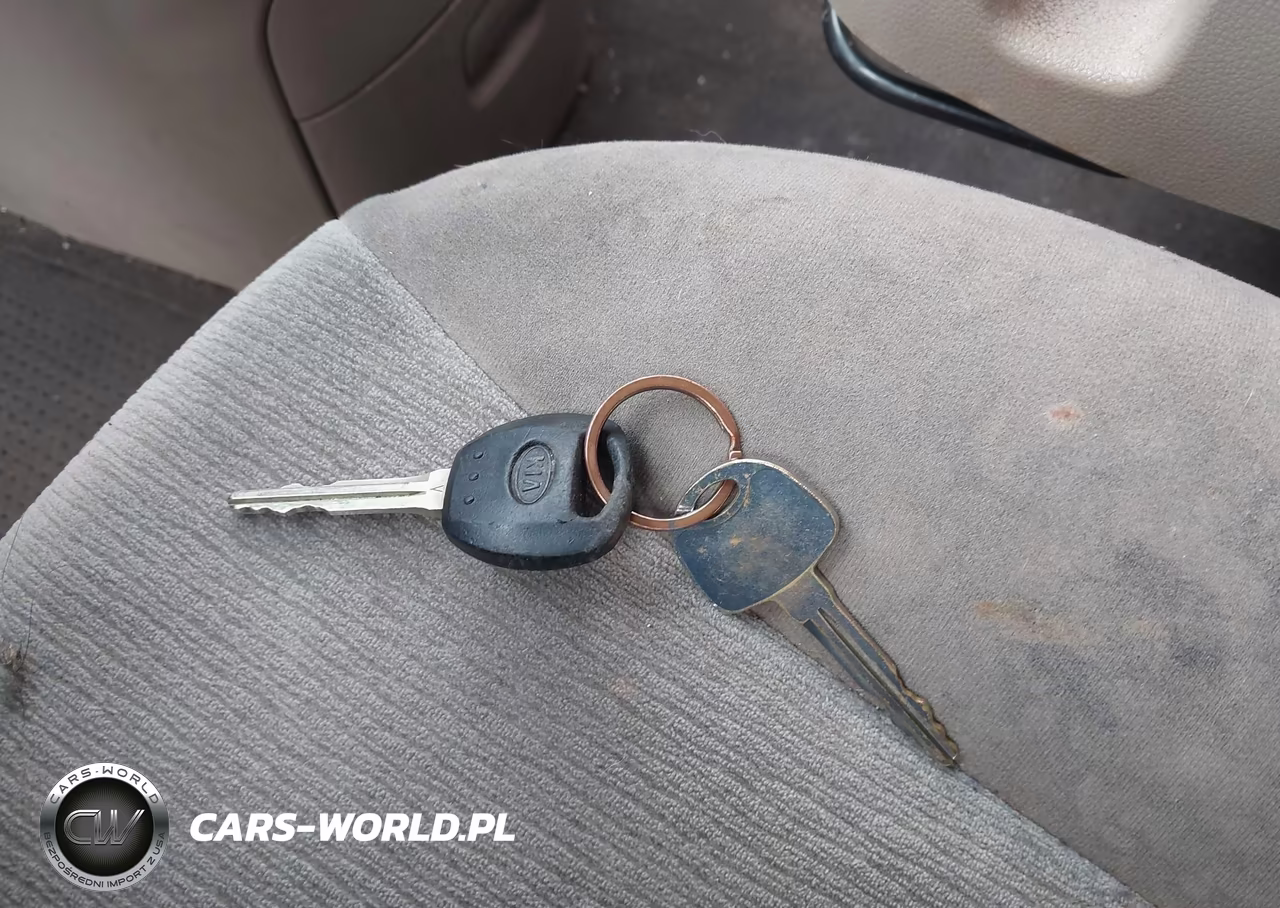 2011 Kia Sedona Lx VIN:KNDMG4C76B6366154 - 11